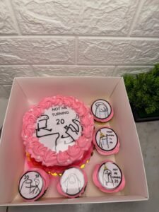bento boxes #bentobox #cakeandcupcakes #pinkcake #linsatedcake